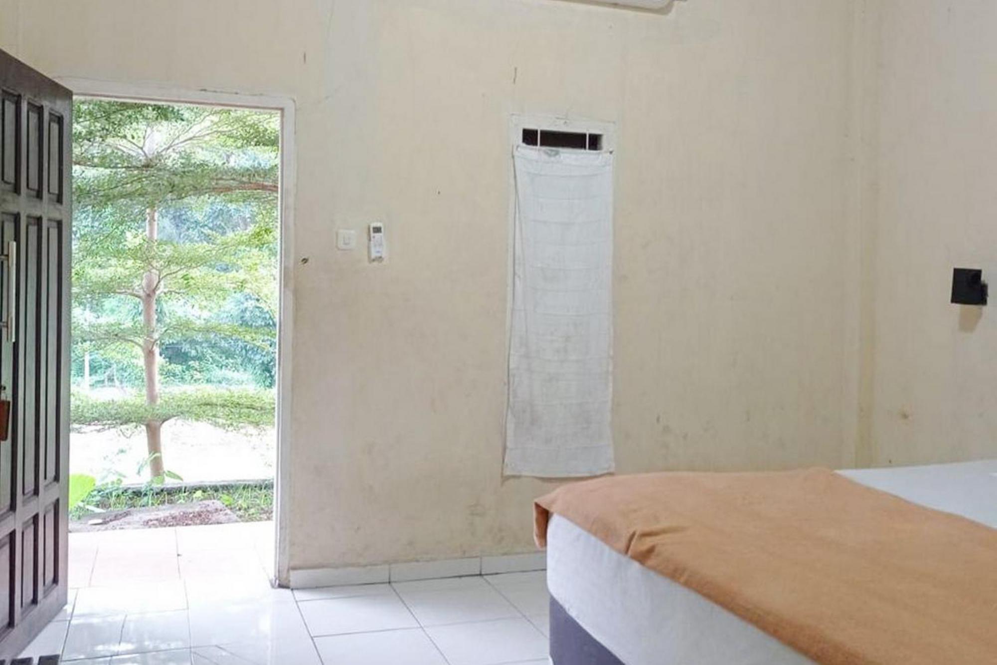 Hotel Pantai Panjang Bengkulu Redpartner Eksteriør bilde