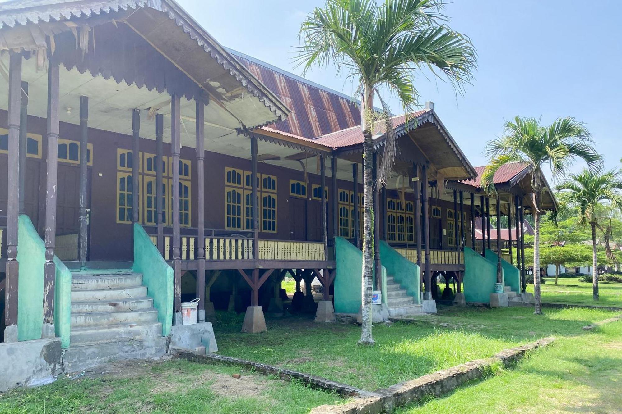 Hotel Pantai Panjang Bengkulu Redpartner Eksteriør bilde